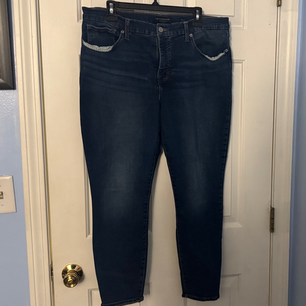 Lucky Brand Dark Blue Denim Jeans
